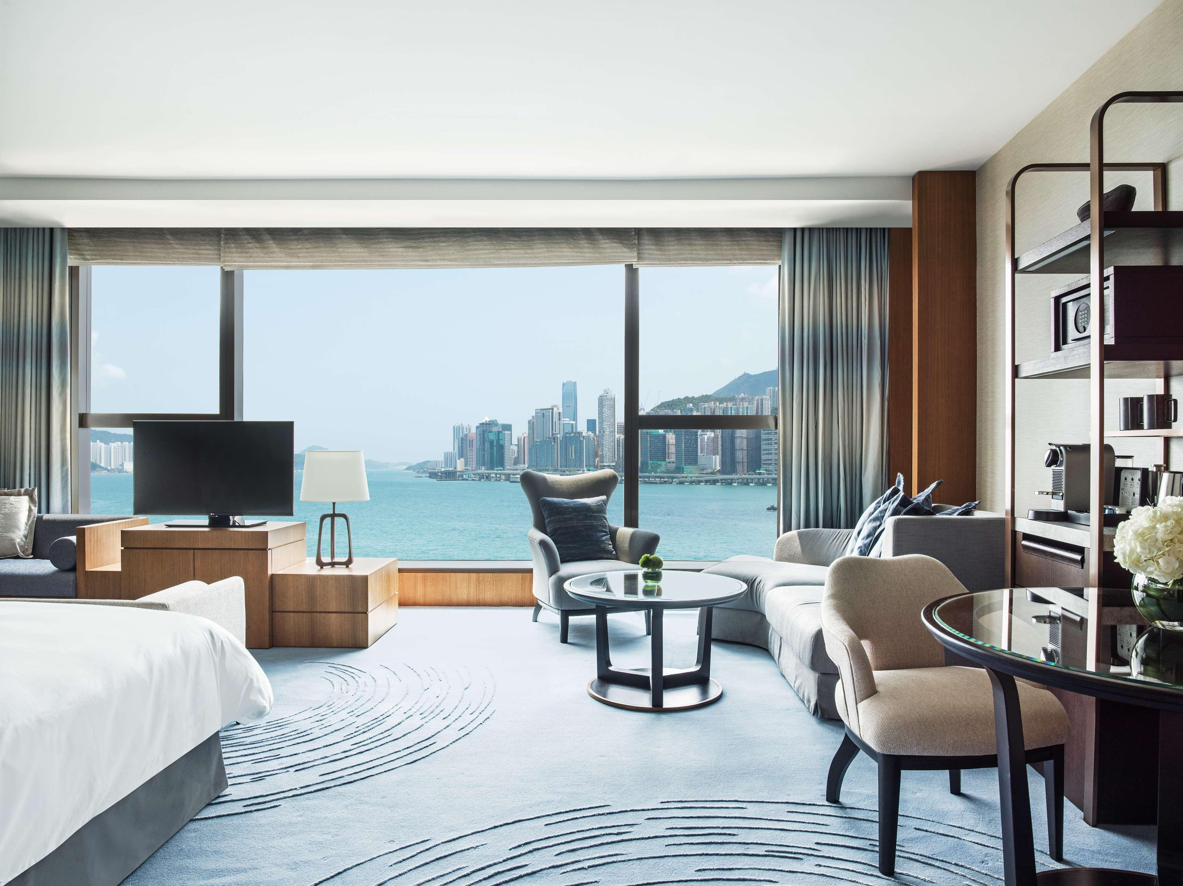 Kerry Hotel Hong Kong By Shangri-La Экстерьер фото Deluxe Harbour View Room