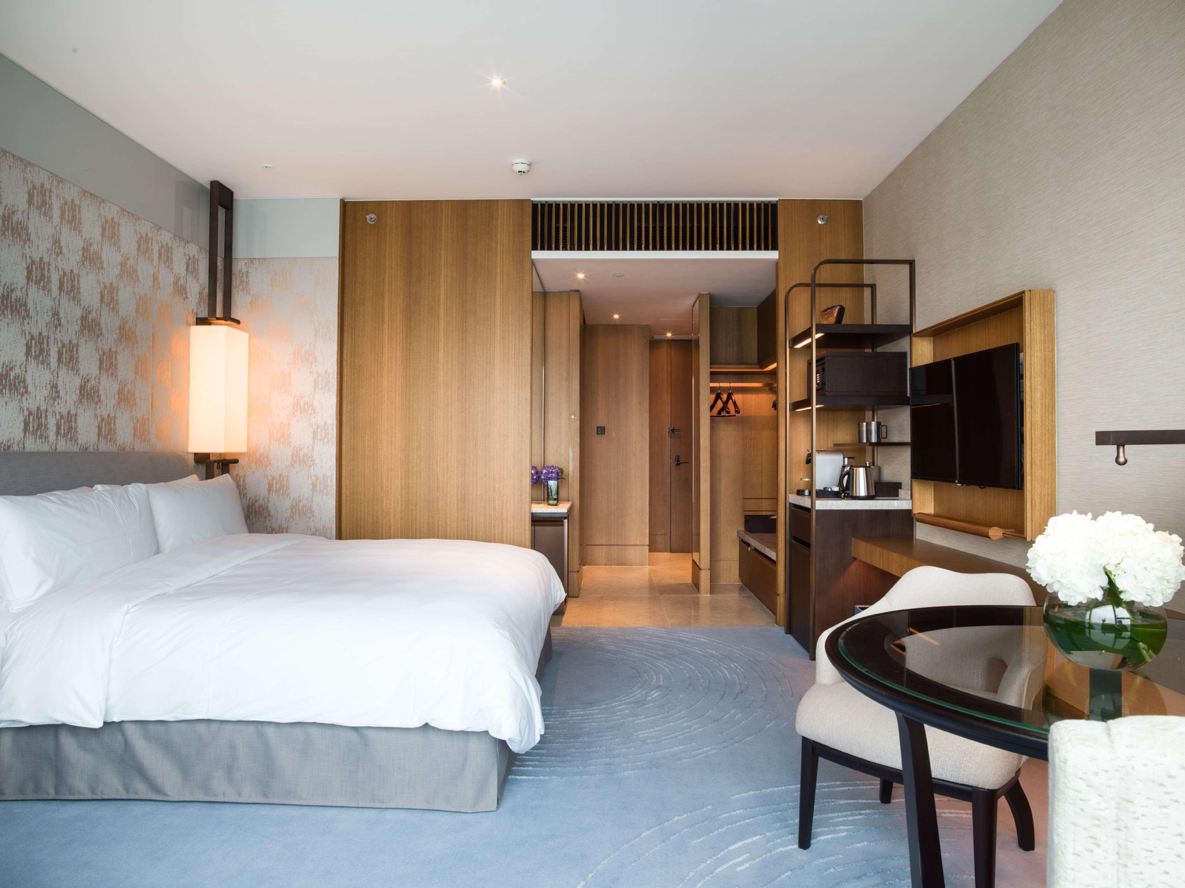 Kerry Hotel Hong Kong By Shangri-La Экстерьер фото