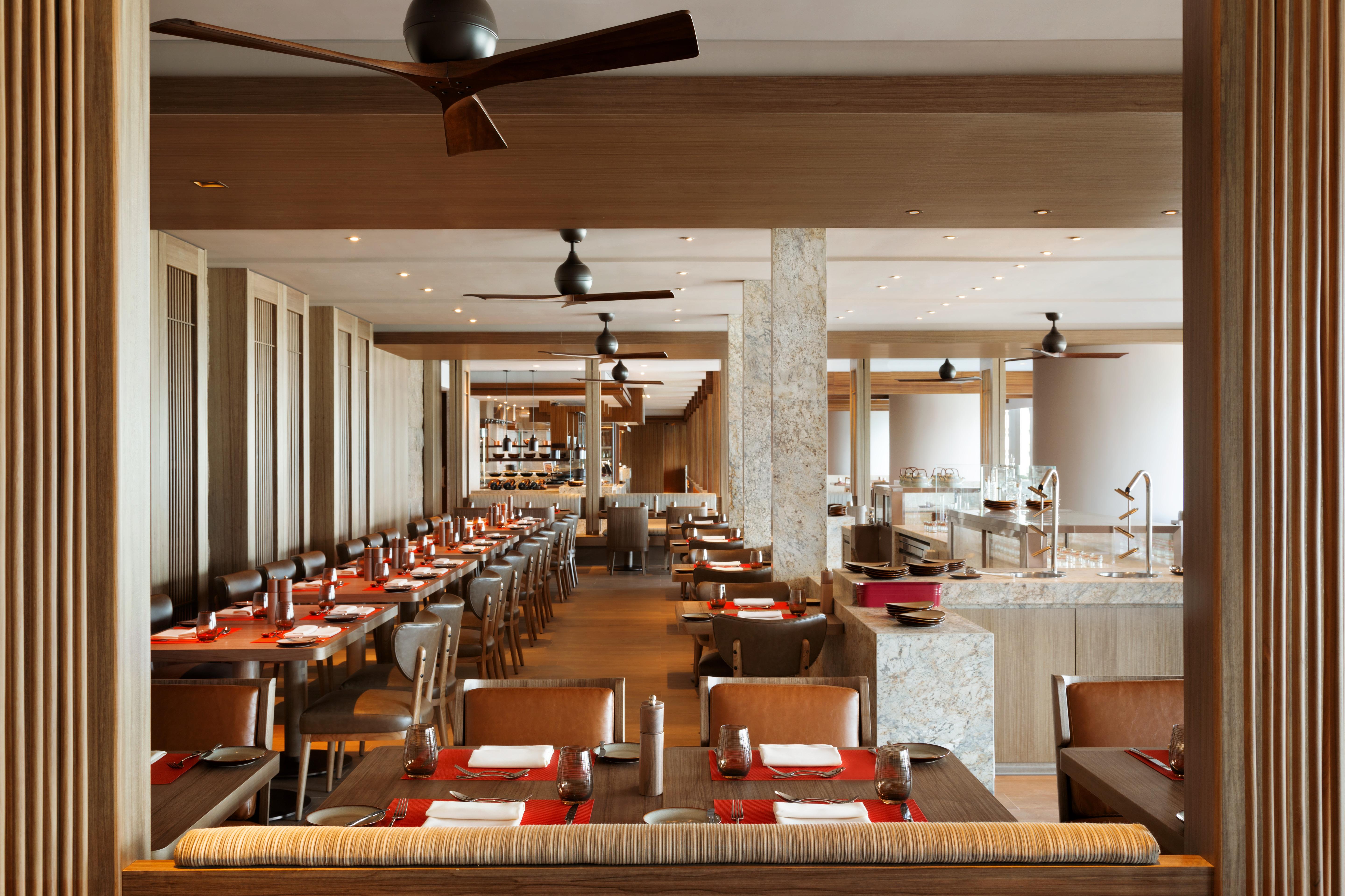 Kerry Hotel Hong Kong By Shangri-La Экстерьер фото The restaurant